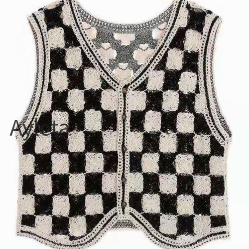 autumn-fashionable-cardigan-chessboard-plaid-v-neck-knitted-thin-vest-vest-coat-women-40500446