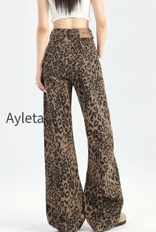 leopard-print-wide-leg-jeans