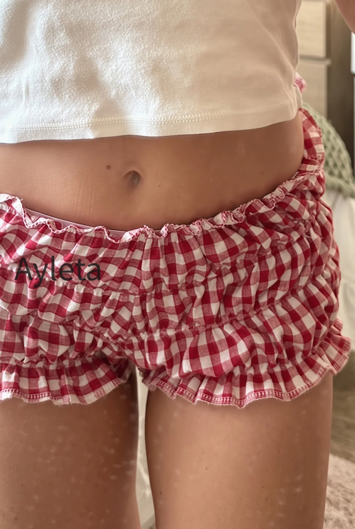 chic-plaid-ruffle-hem-low-waist-shorts