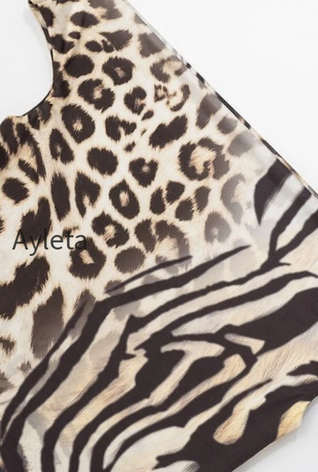 chic-zebra-print-slim-capri-set