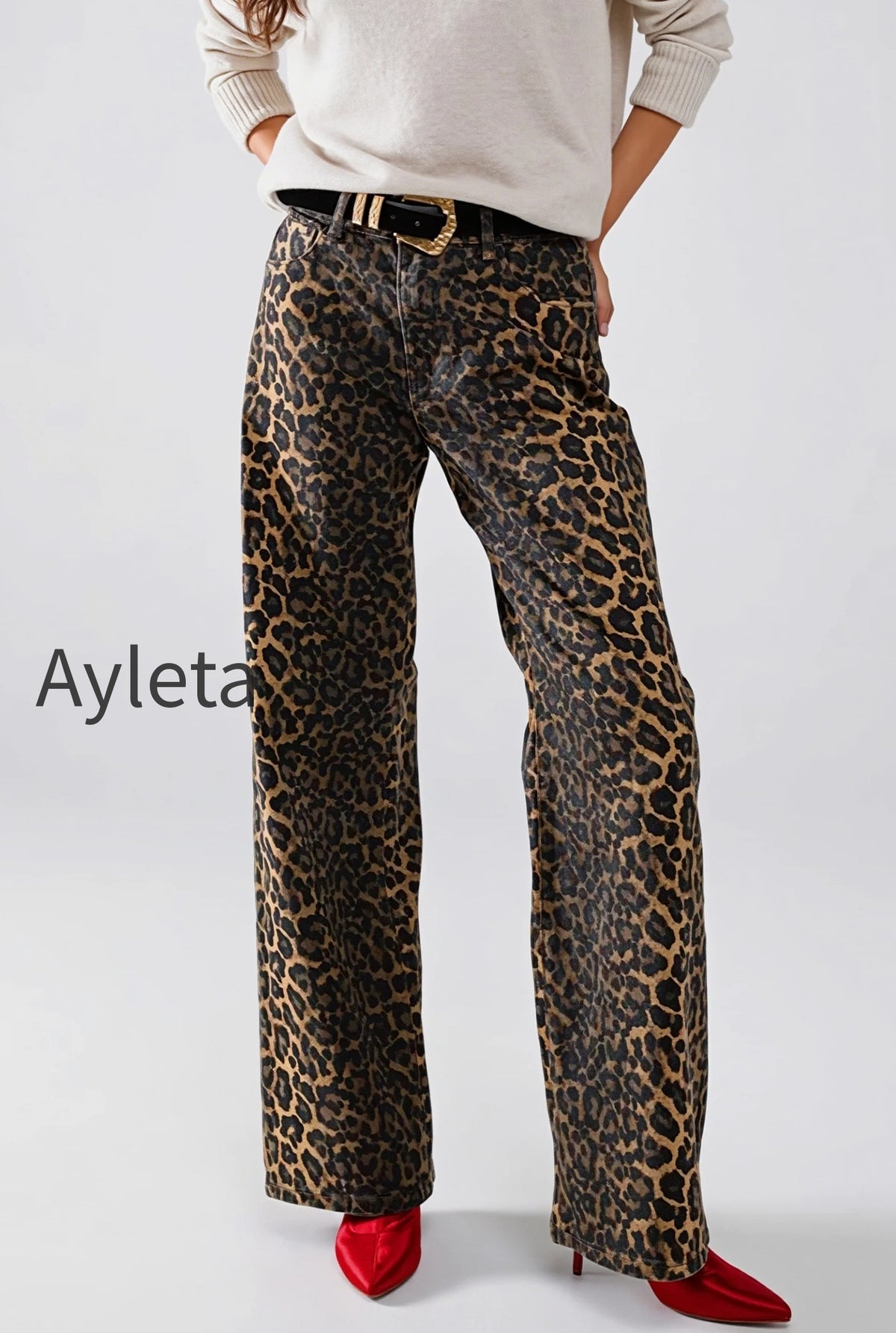 leopard-chic-straight-leg-jeans