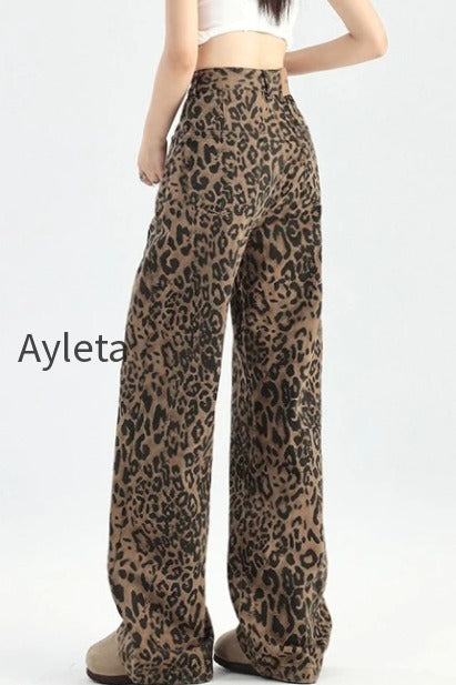 leopard-print-wide-leg-jeans