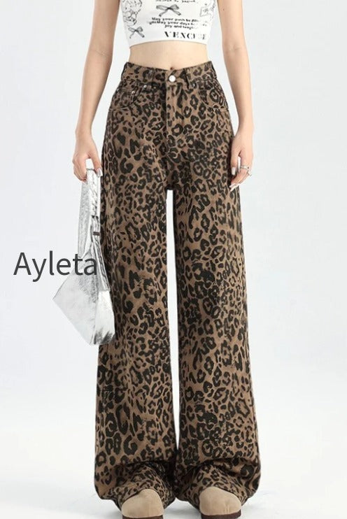 leopard-print-wide-leg-jeans